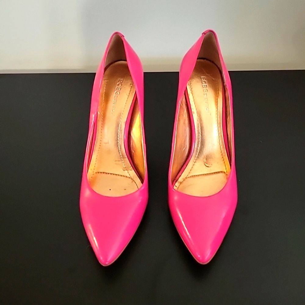 BCBGeneration Patten Leather Size 9